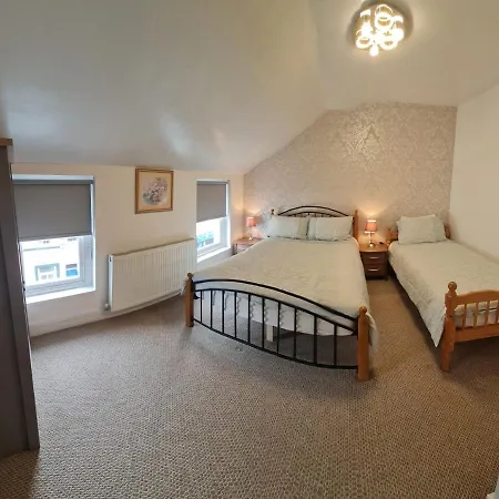 Town Centre Flat 아파트