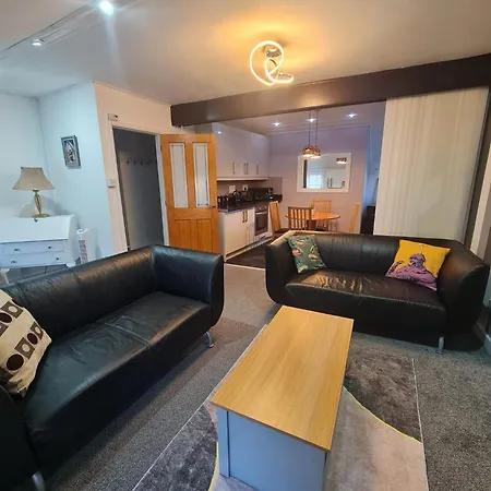 Town Centre Flat 울버스톤